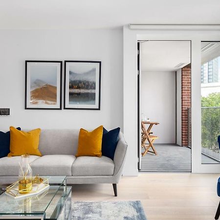 Two Bedroom Serviced Apartment With Balcony In Weymouth Building, Deacon Street Londýn Exteriér fotografie