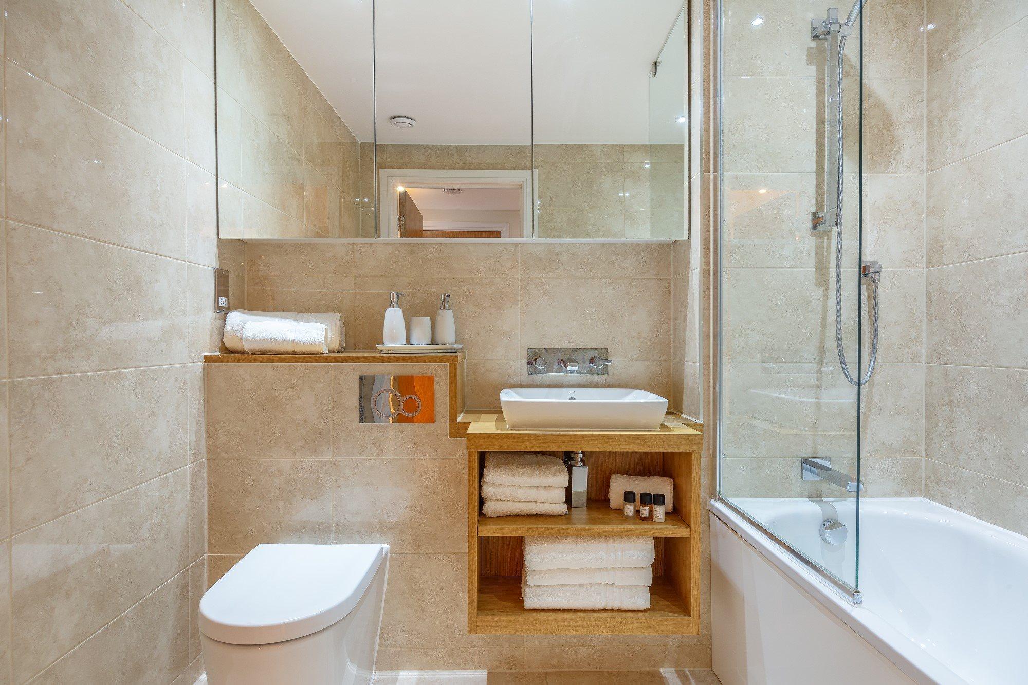 Two Bedroom Serviced Apartment With Balcony In Weymouth Building, Deacon Street Londýn Exteriér fotografie