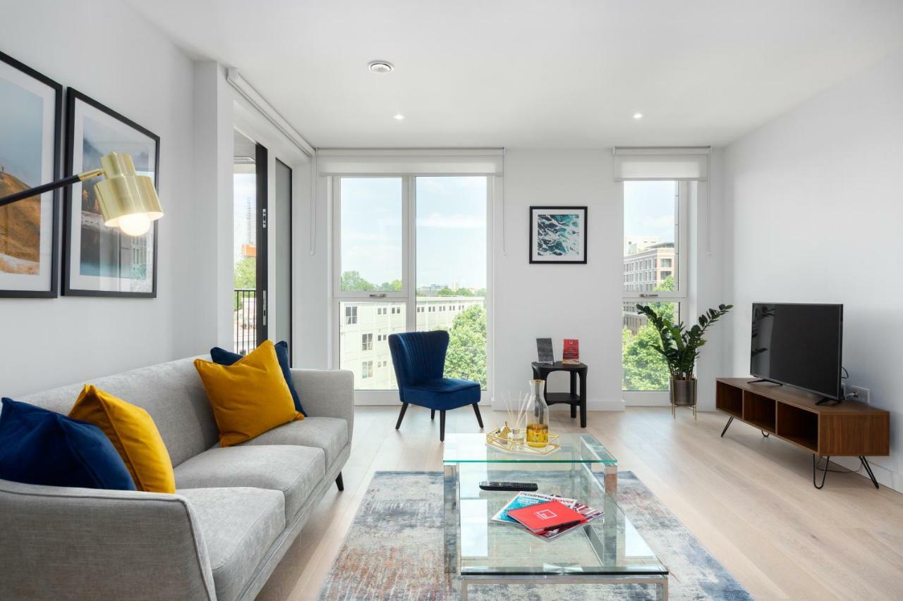 Two Bedroom Serviced Apartment With Balcony In Weymouth Building, Deacon Street Londýn Exteriér fotografie