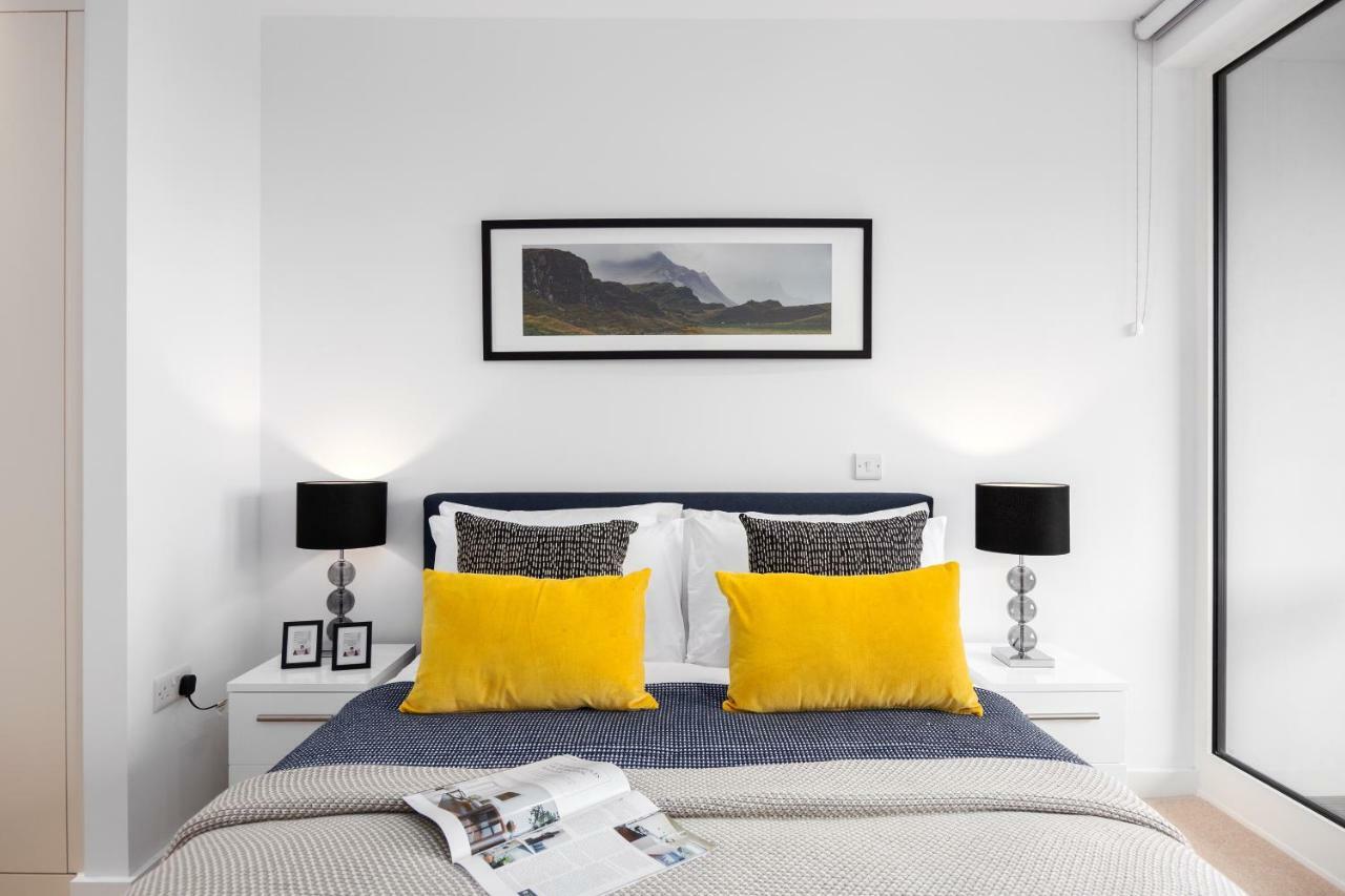 Two Bedroom Serviced Apartment With Balcony In Weymouth Building, Deacon Street Londýn Exteriér fotografie