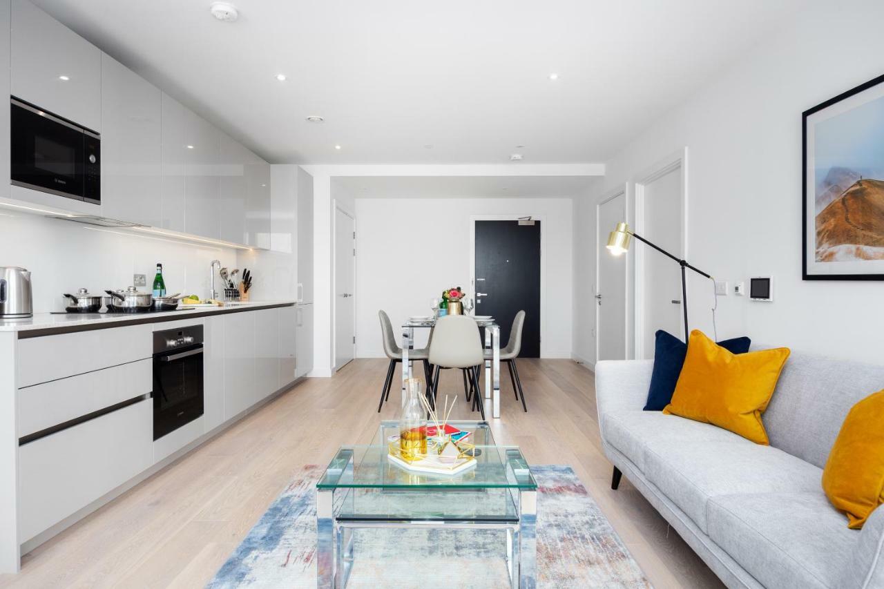 Two Bedroom Serviced Apartment With Balcony In Weymouth Building, Deacon Street Londýn Exteriér fotografie