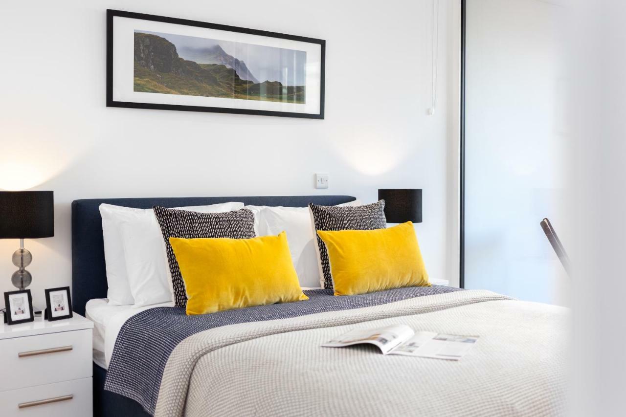 Two Bedroom Serviced Apartment With Balcony In Weymouth Building, Deacon Street Londýn Exteriér fotografie